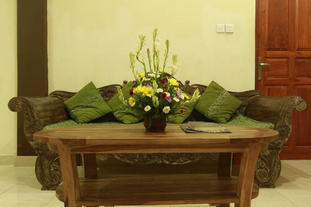 Pondok Loris Guest House Ubud  Exterior photo