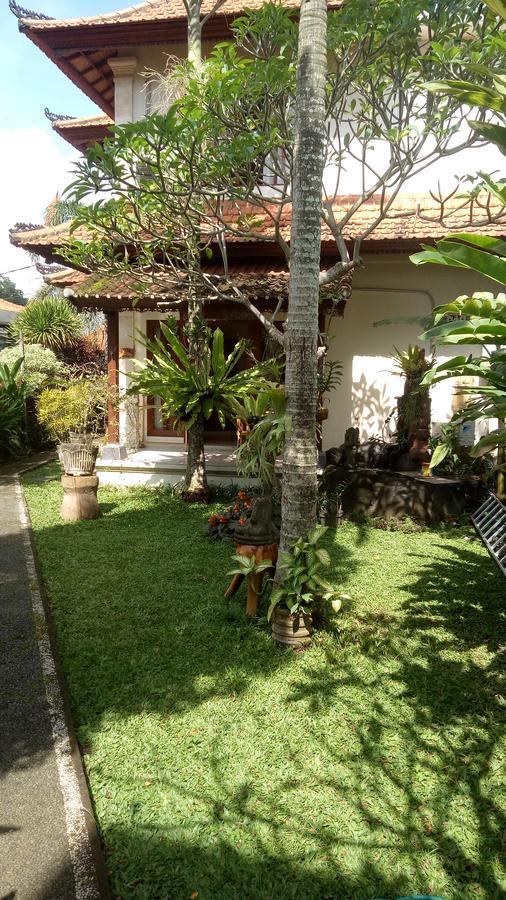 Pondok Loris Guest House Ubud  Exterior photo